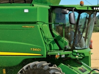 Kombajn John Deere T