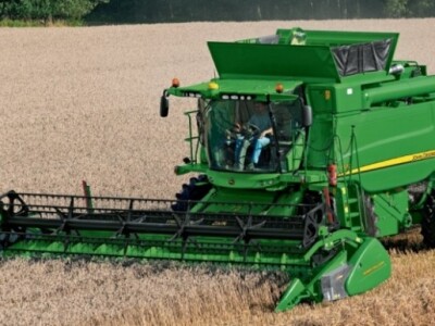 Kombajn John Deere T