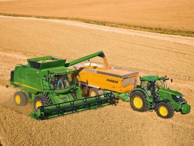 Kombajn John Deere T
