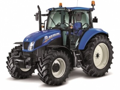 Traktor New Holland T5