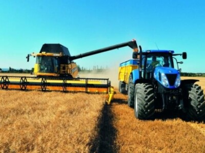 Traktor New Holland T7