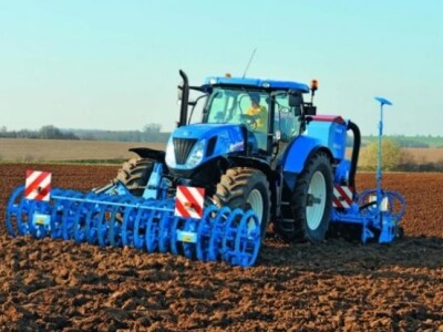 Traktor New Holland T7