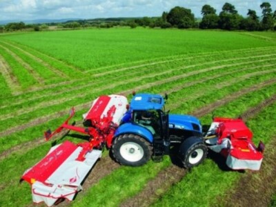 Traktor New Holland T7