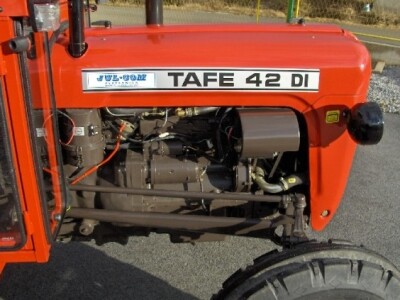 Traktor Tafe 42 DI