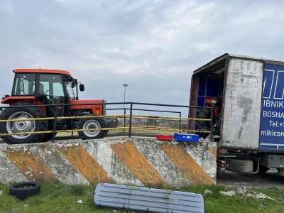 Tafe traktori, Sinpeks B Bijeljina