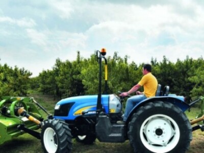 Traktor New Holland TD4000F