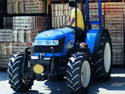 Traktor New Holland TD4000F