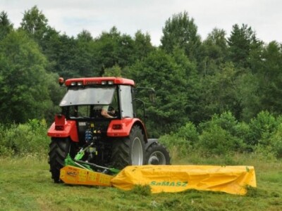 Traktor Farmer TE