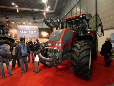 Traktor Valtra Traktor Valtra