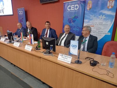 Tehnološke inovacije i digitalizacija u poljoprivredi Tehnološke inovacije i digitalizacija u poljoprivredi