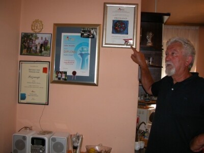 Tek djelić osvojenih priznanja i nagrada Dražena Rančića za uređeni eko-vrt Tek djelić osvojenih priznanja i nagrada Dražena Rančića za uređeni eko-vrt