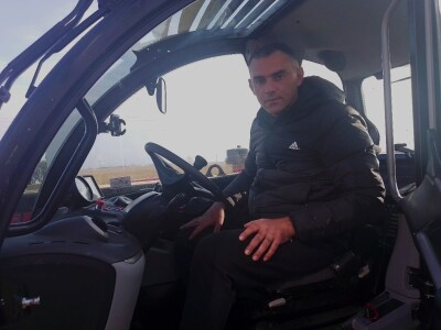 Teleskopski utovarivač Manitou 737