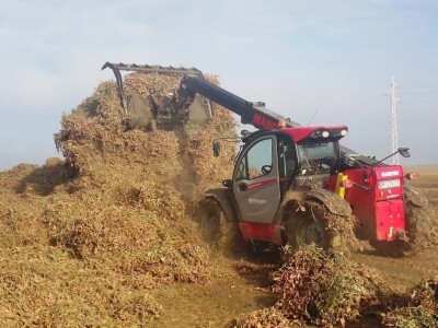 Teleskopski utovarivač Manitou 737
