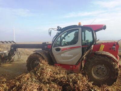 Teleskopski utovarivač Manitou 737