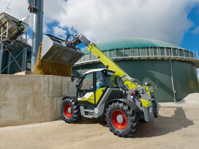 Telskopski utovarivač Claas SCORPION 848