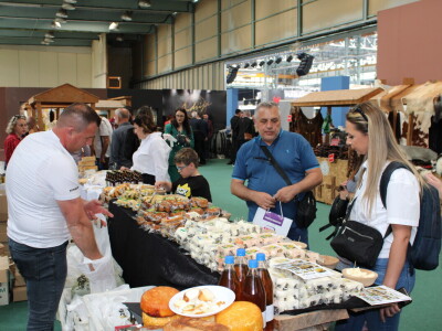 Tešanjski sir "Zlatna kap" Tešanjski sir "Zlatna kap"