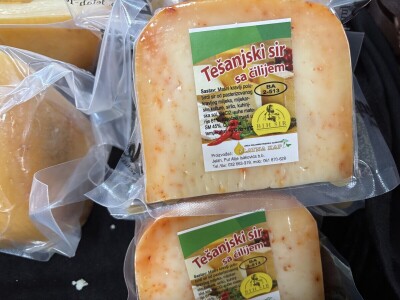 Tešanjski sir "Zlatna kap"