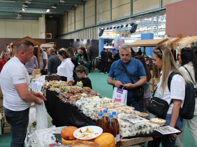 Tešanjski sir "Zlatna kap" Tešanjski sir "Zlatna kap"