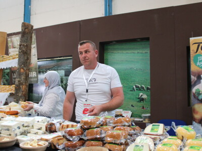 Tešanjski sir "Zlatna kap" Tešanjski sir "Zlatna kap"