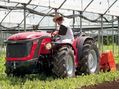 Traktor Antonio Carraro TGF