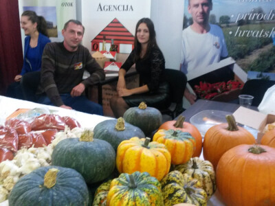 Roberta Kljenak i Tihomir Sotinac na jesenskom sajmu