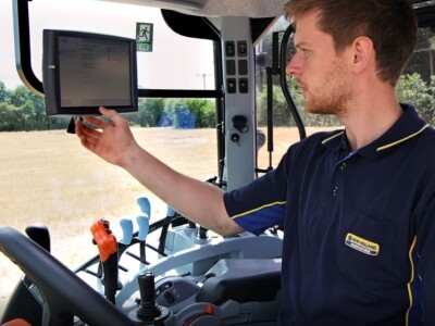 TotY 2022 New Holland T6 Methane Power