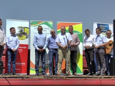 Tradicionalna manifestacija "Žetveni dan" u Čurugu