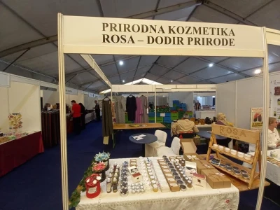 Tradicionalna receptura i kvalitetni sastojci odlikuju proizvode brenda "Rosa- Dodir prirode"