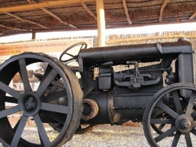 Traktor Fordson F., Irska, 1923., 20 KS, 1320 kg