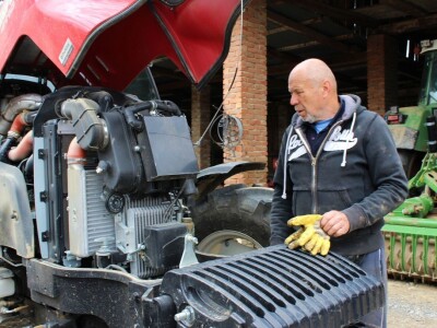 Traktor Hattat T4110