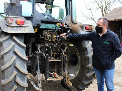 Traktor Hattat T4110