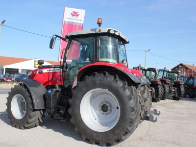 Traktor Massey Ferguson 6718 DVT