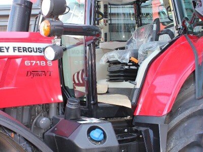 Traktor Massey Ferguson 6718 DVT