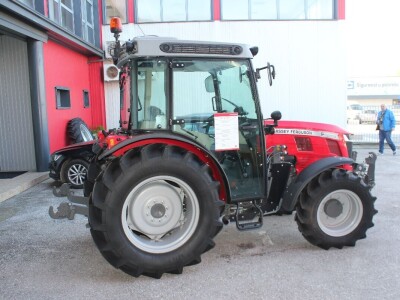 Traktor Massey Ferguson F3709
