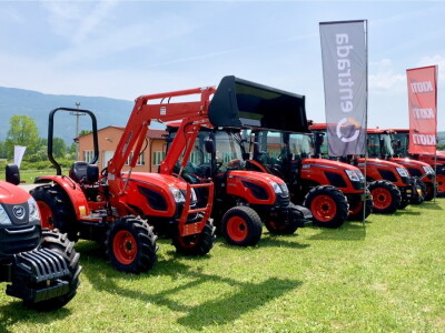 Traktor meseca jula - Kioti
