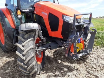 Traktor meseca Kubota M5112