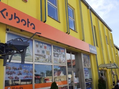 Traktor  mjeseca Kubota M5112