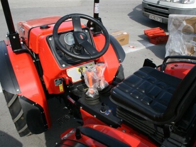 Traktor Goldoni Maxter