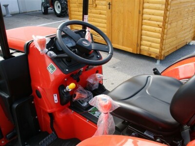 Traktor Goldoni Quasar