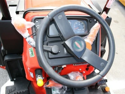 Traktor Goldoni Quasar
