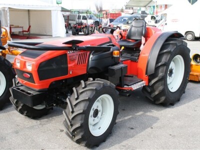 Traktor Goldoni Star 100