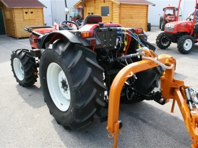 Traktor Goldoni Star 100