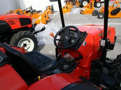 Traktor Goldoni Star 3050