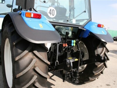 Traktor New Holland T5000