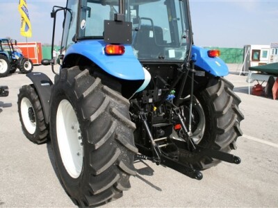 Traktor New Holland TD5000