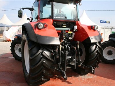 Traktor Lindner Geotrac 94