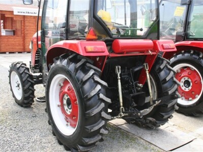 Traktor EuroWolf 454