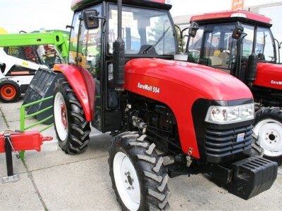 Traktor EuroWolf 554