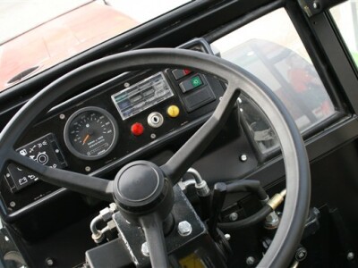 Traktor Agromehanika AGT 835 T/S