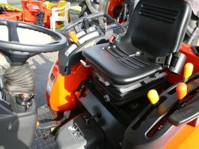 Traktor Kubota B30